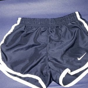 Size 5 NIKE dry fit Shirts - Navy Blue